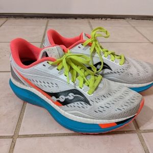 Saucony Endorphin Speed
